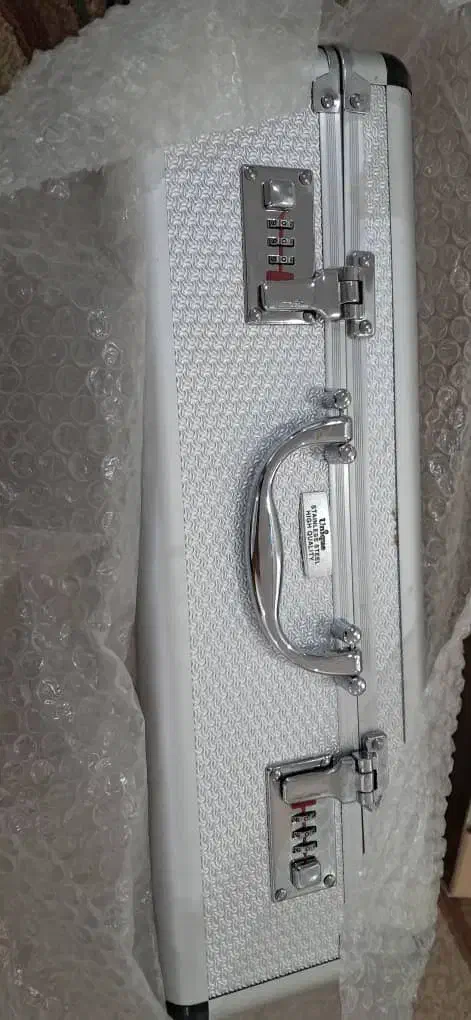 سرویس قاشق چنگال ۱۲۹ پارچه استیل چمدانی Unique|ظروف سرو و پذیرایی|اهواز, مهرشهر|دیوار