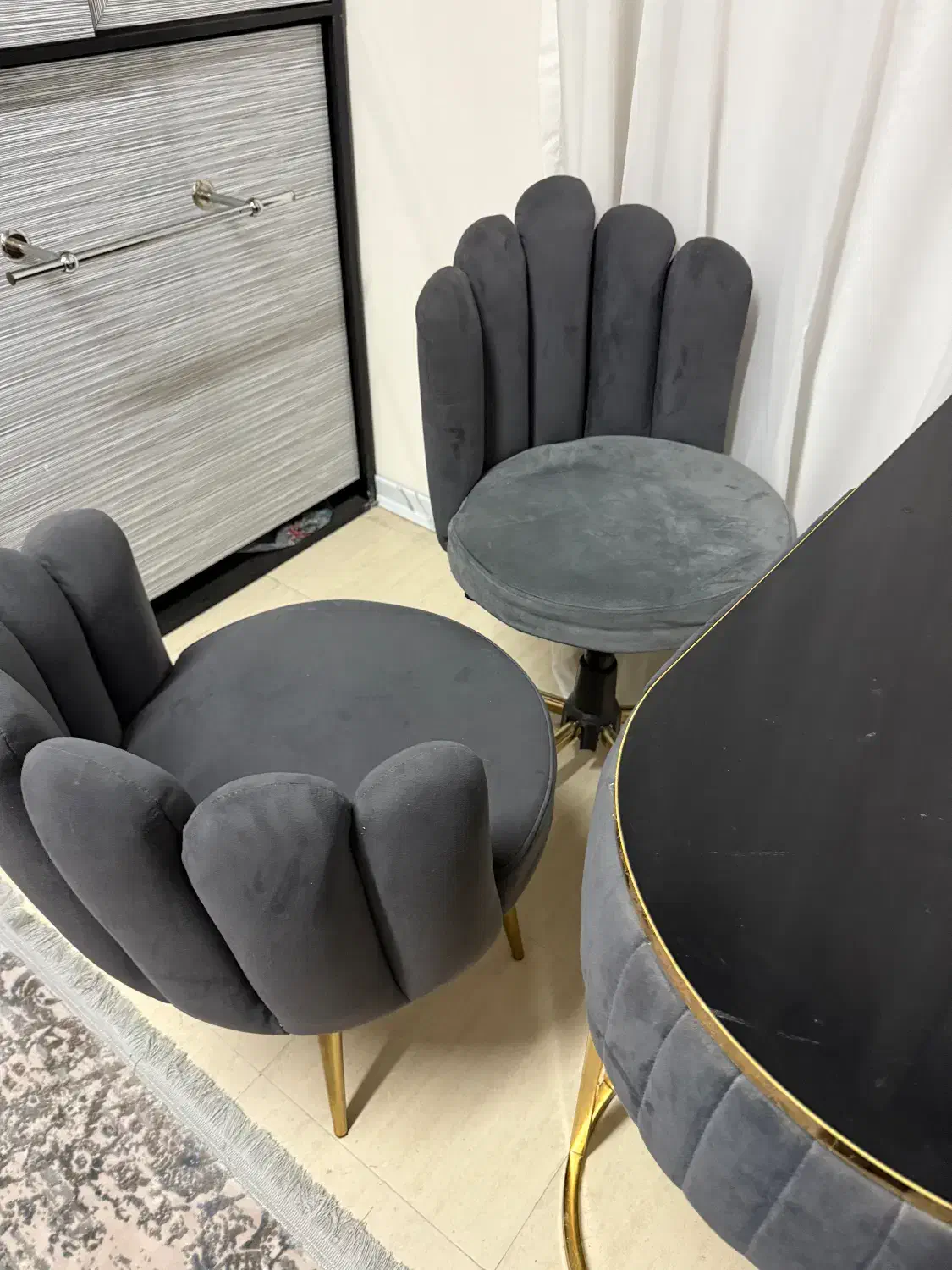 تمامی لاک و میز و صندلی و استند در حد نو|آرایشگاه و سالن‌های زیبایی|رباط‌کریم, رباط‌کریم|دیوار