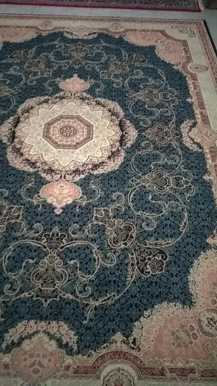 فرش ۹متری و۶متری سالم|فرش|قزوین, |دیوار