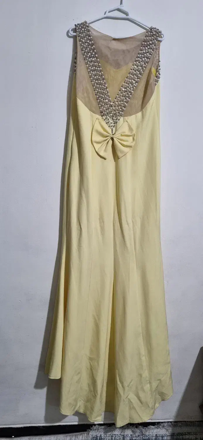 چند دست لباس مجلسی|لباس|خرمآباد, |دیوار