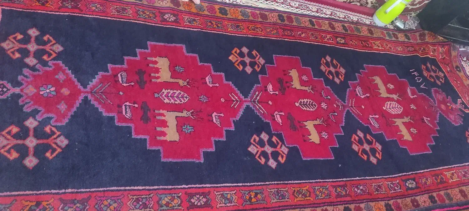 دو عدد فرش قدیمی|فرش|بهارستان, |دیوار