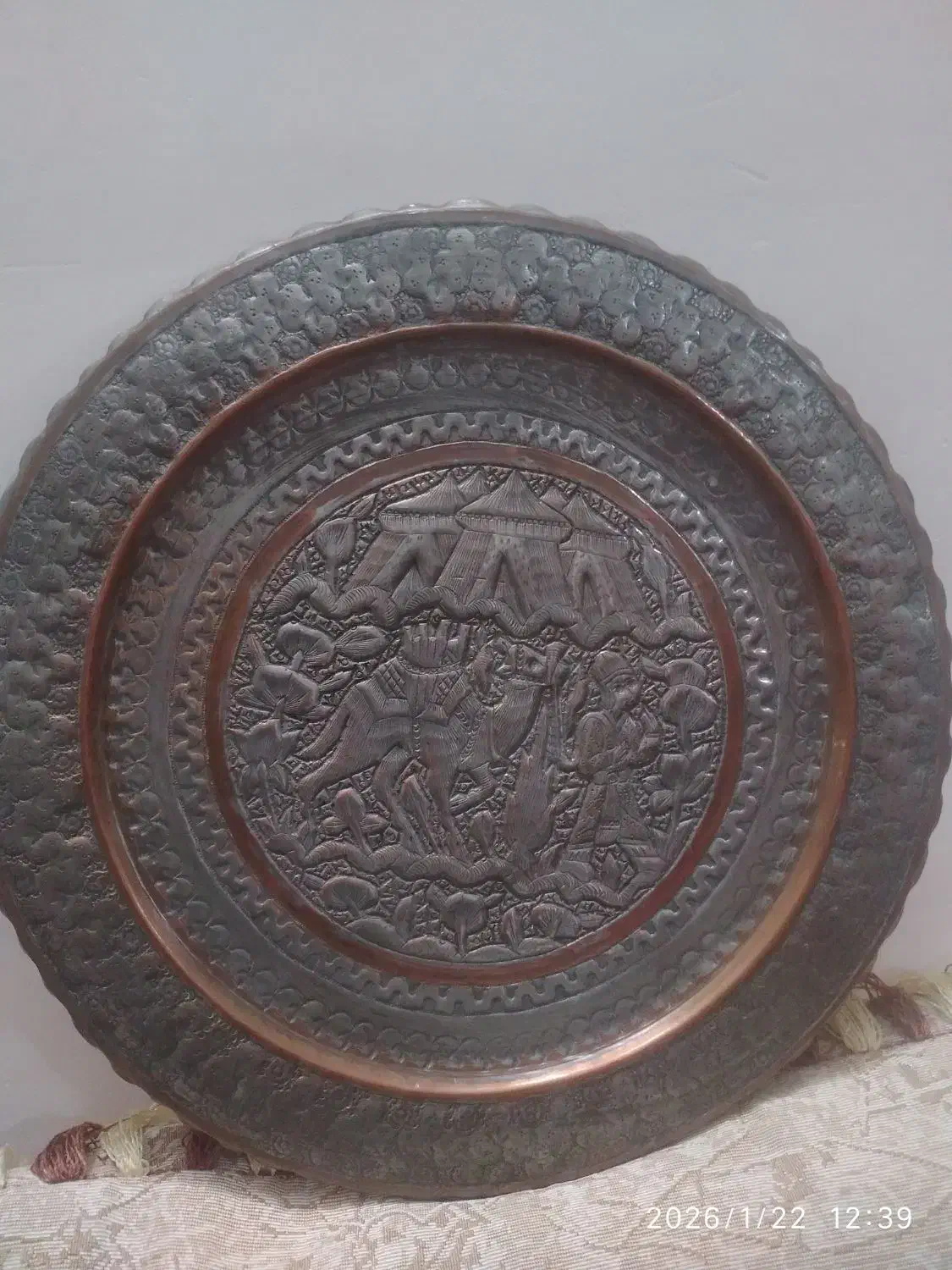 کلکسیون|کلکسیون اشیاء عتیقه|گرمه, |دیوار