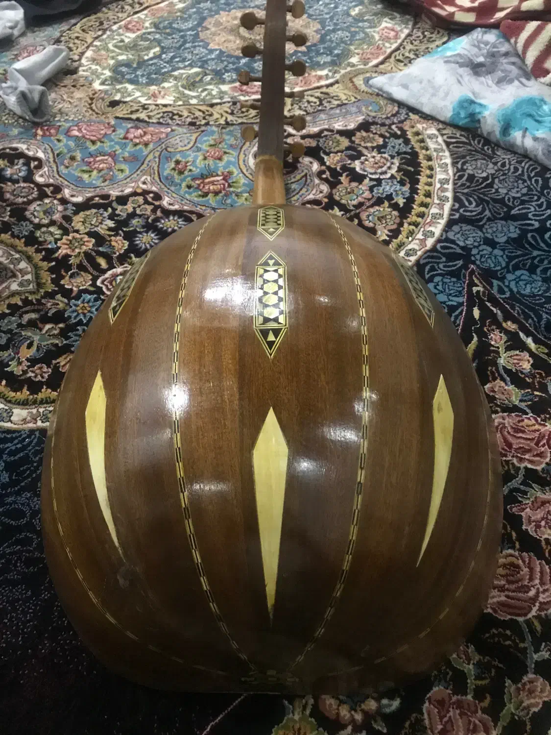 عود|سازهای سنتی|قشم, |دیوار