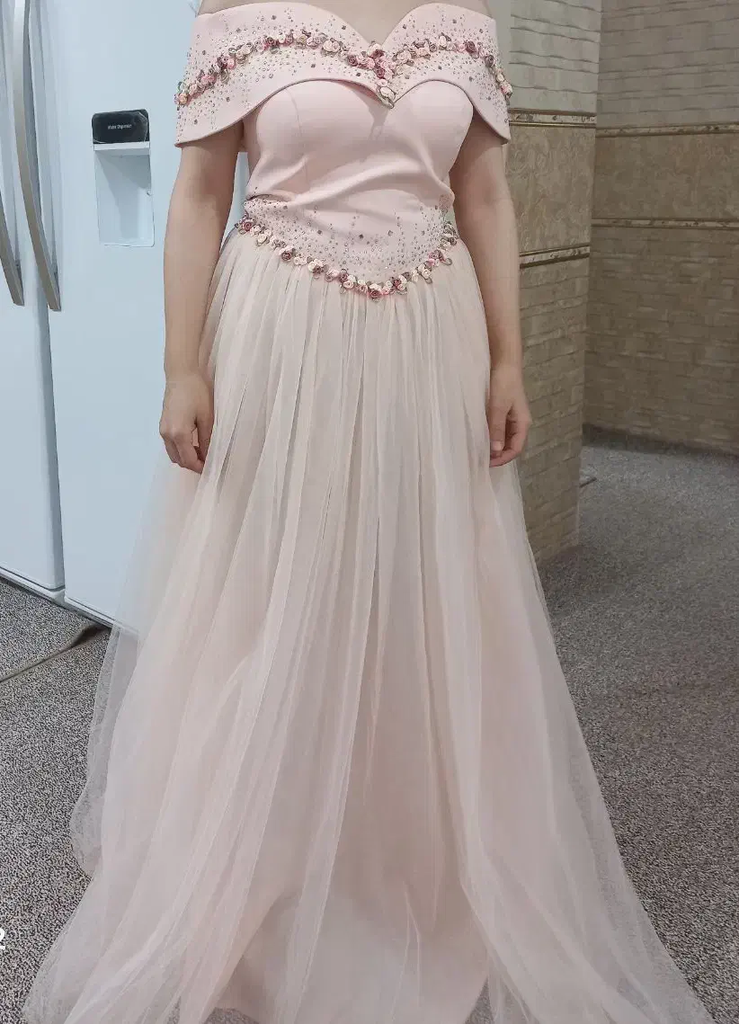 پیراهن مجلسی|لباس|کاشان, پاپک|دیوار