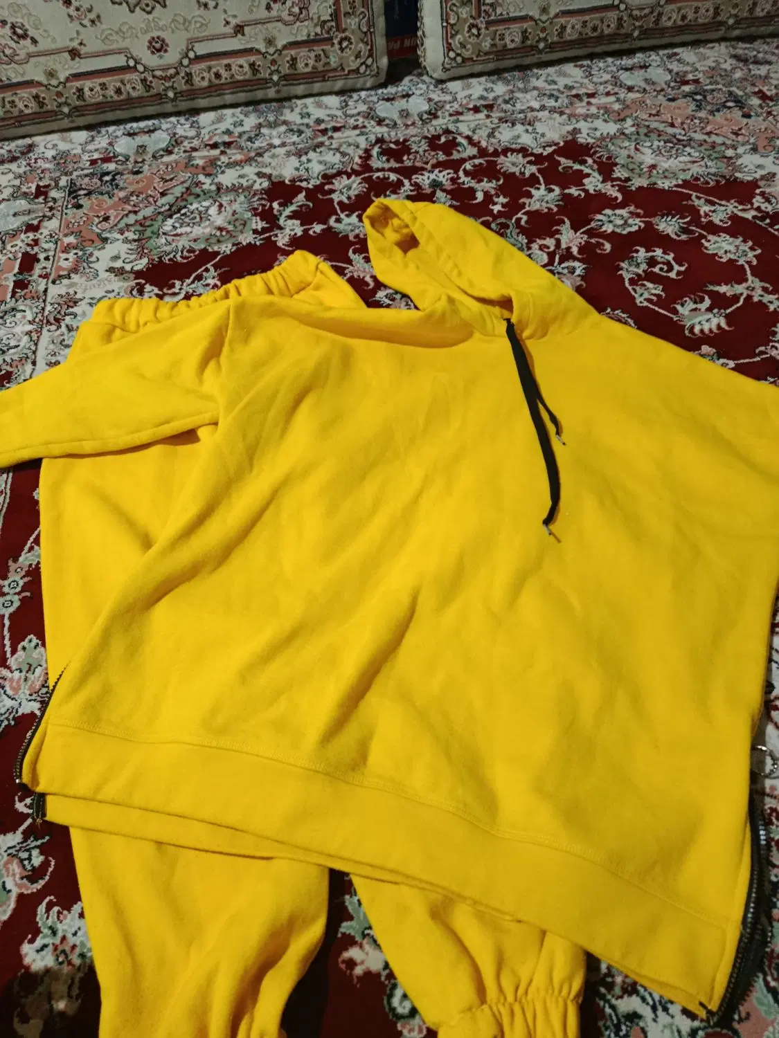 ست هودی|لباس|سنندج, |دیوار