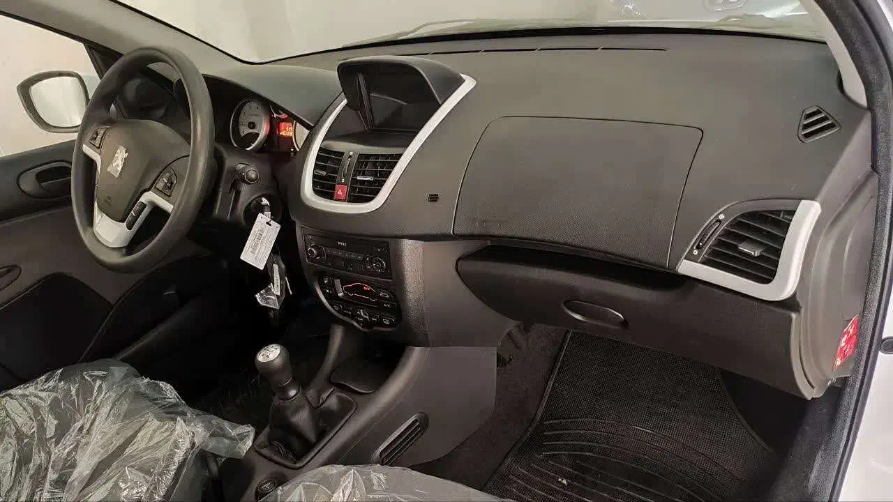 پژو 207i دنده ای tu5|خودرو سواری و وانت|تهران, تهرانپارس غربی|دیوار