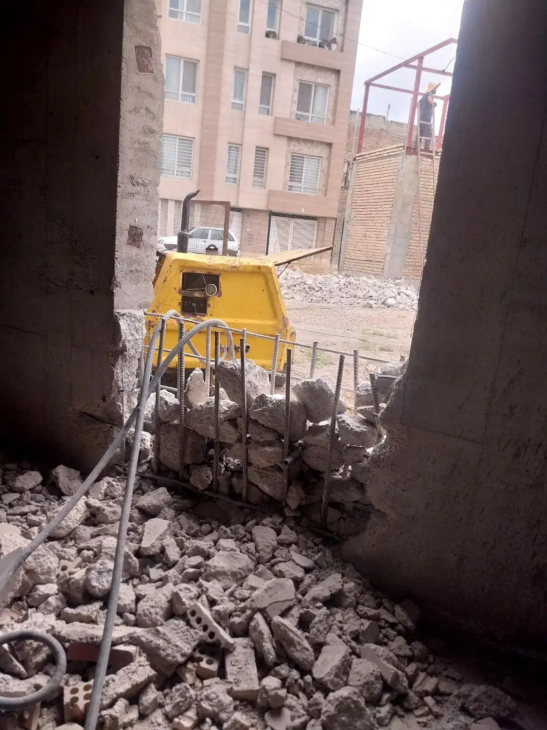 تخریب ساختمان اصغری|خدمات پیشه و مهارت|آزادشهر, |دیوار