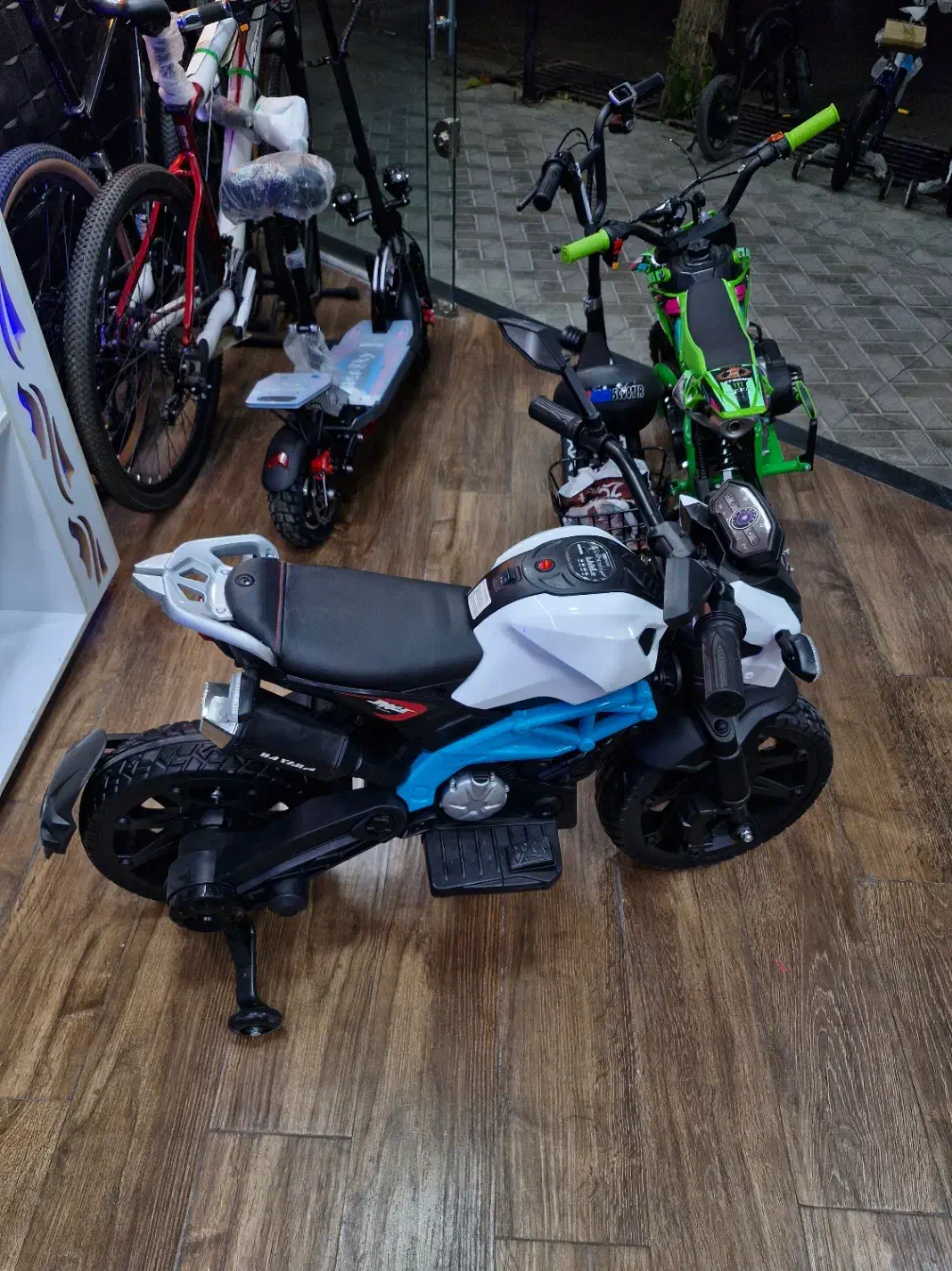 موتور شارژی کودک|اسباب‌‌بازی|شیراز, حومه شیراز|دیوار