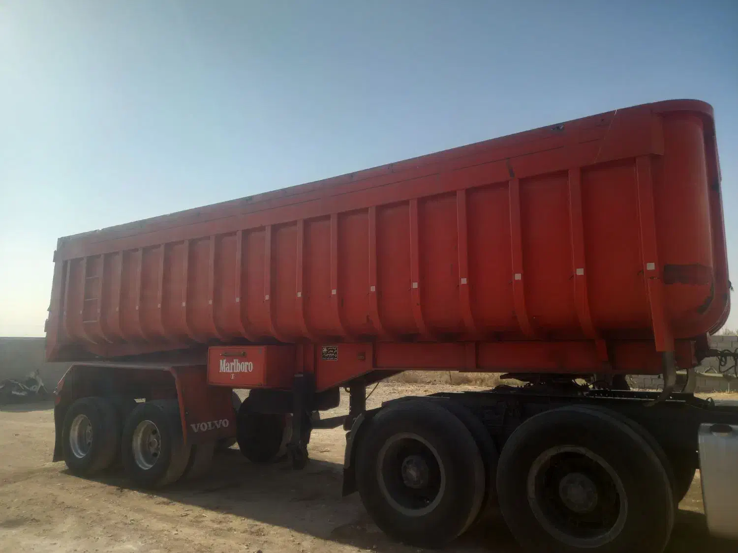 ولوو و تریلی کمپرسی جفت اچ ۱۶|خودرو سنگین|آفتاب, |دیوار