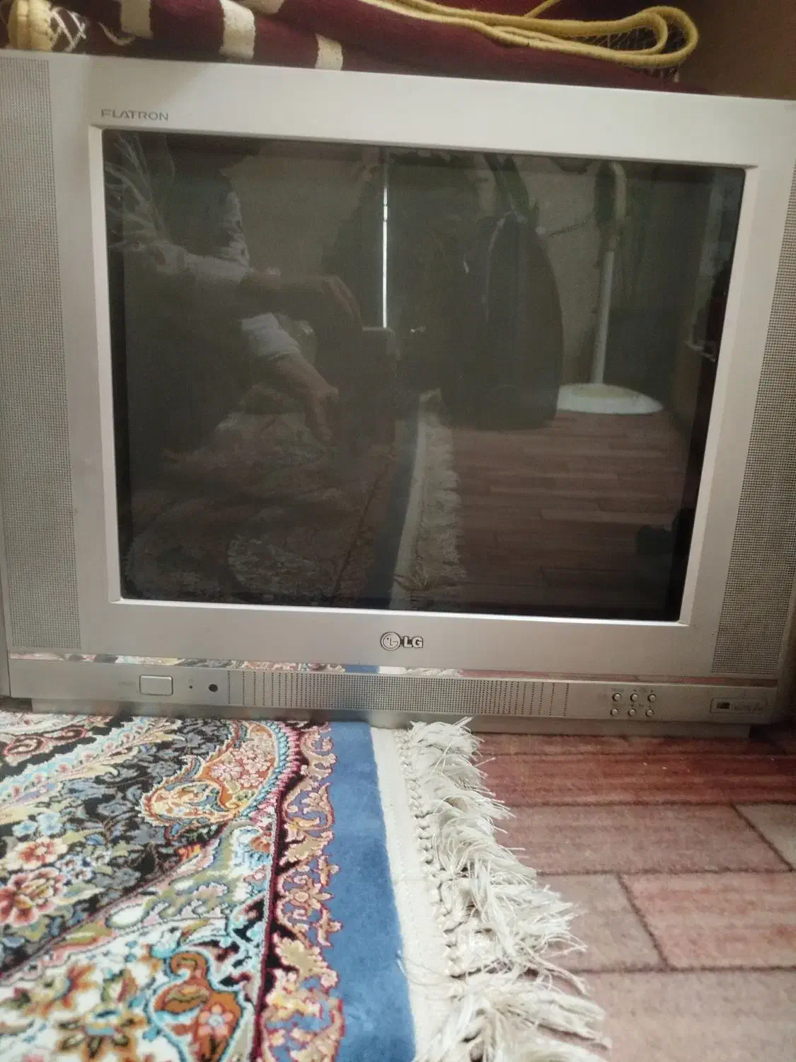 تلویزیون ال جی 24اینچ|تلویزیون و پروژکتور|شیراز, احمدآباد|دیوار