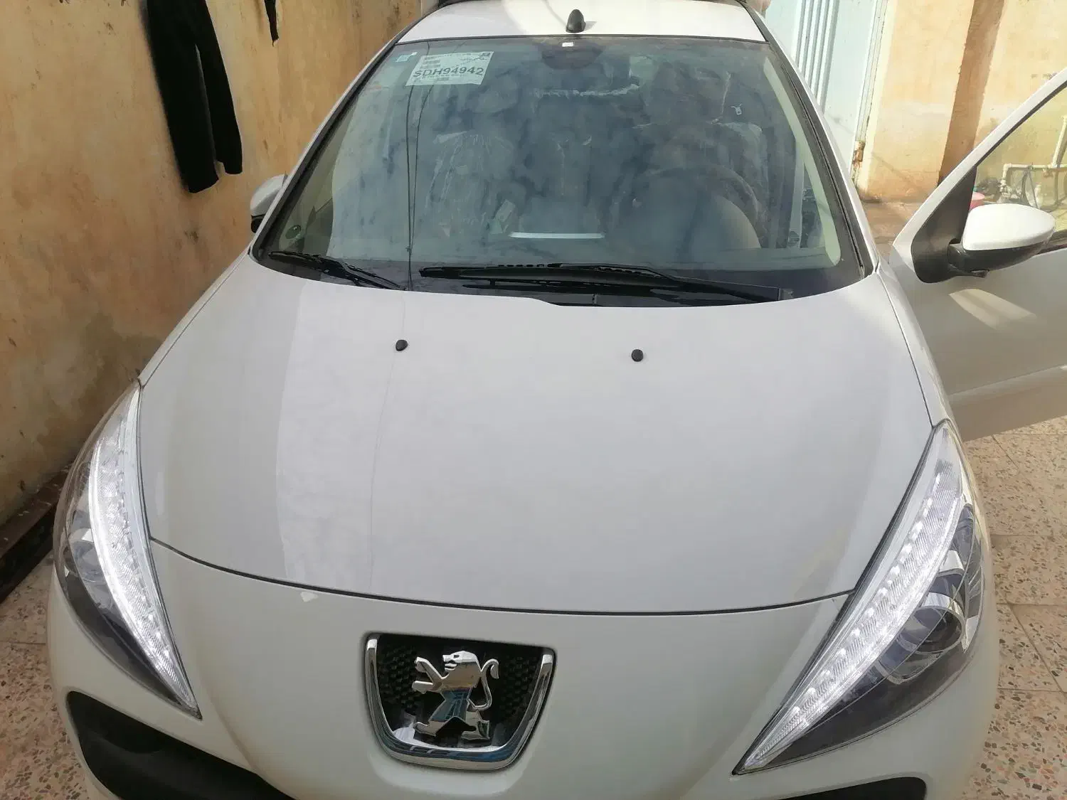 207 دستی هیدرولیک سقف فلز|خودرو سواری و وانت|خرم‌آباد, |دیوار