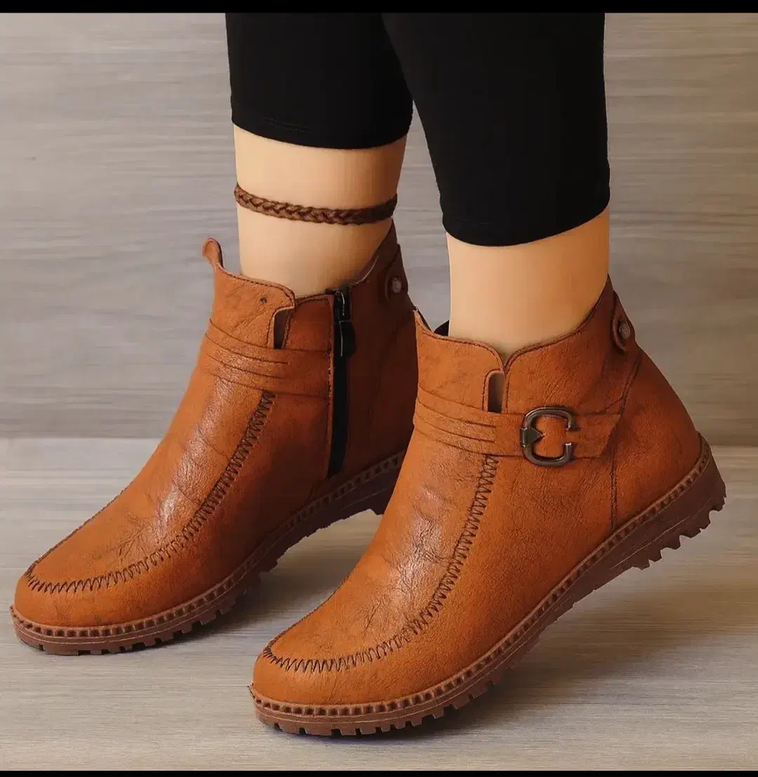 نیم بوت فرنیا|کیف، کفش، کمربند|کاشان, استرک|دیوار