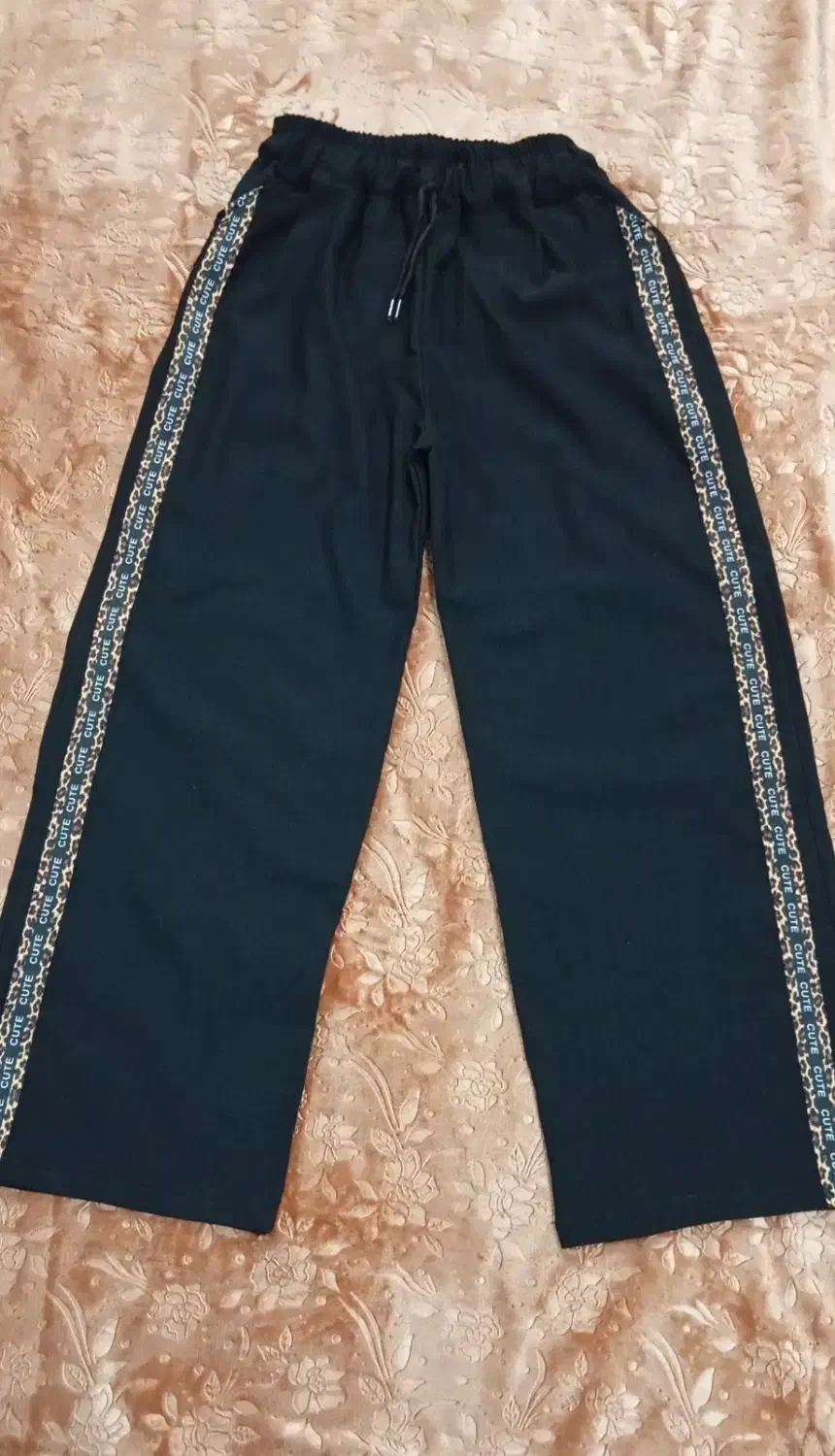 لباس نو|لباس|بندر انزلی, بشمن|دیوار