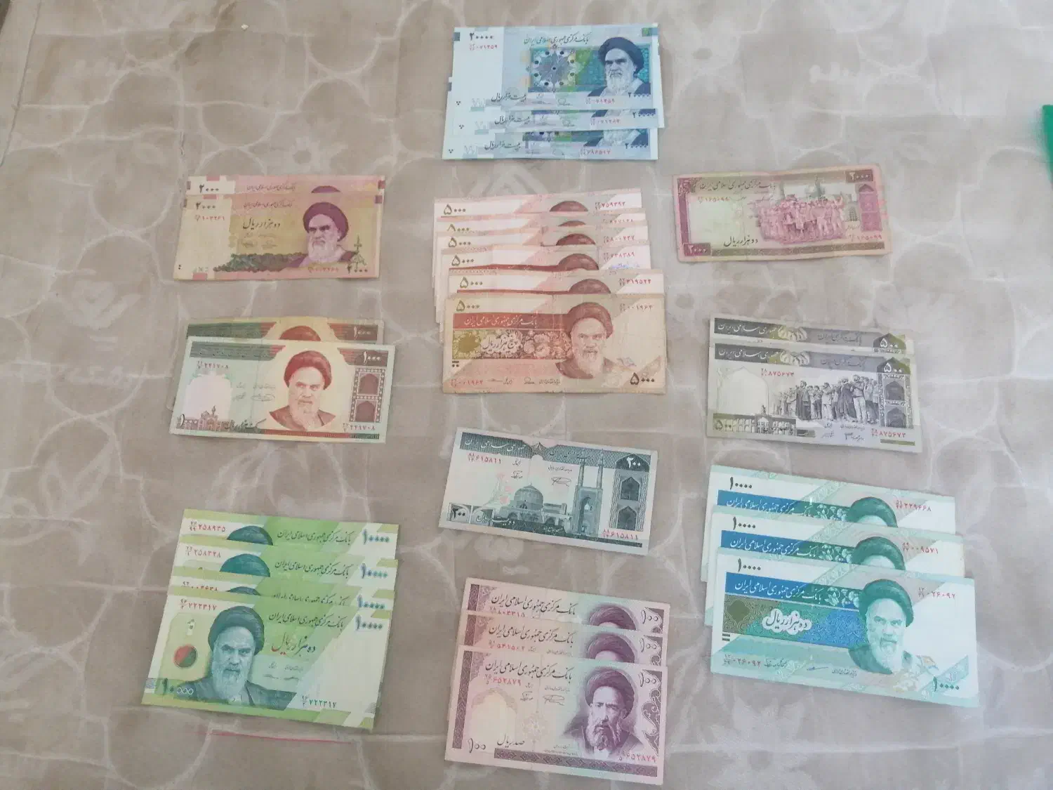 فروش اسکناس خشک و سکه و بلیت اتوبوس قدیمی|کلکسیون سکه، تمبر، اسکناس|شاهین‌شهر, شهرک ردانی پور|دیوار