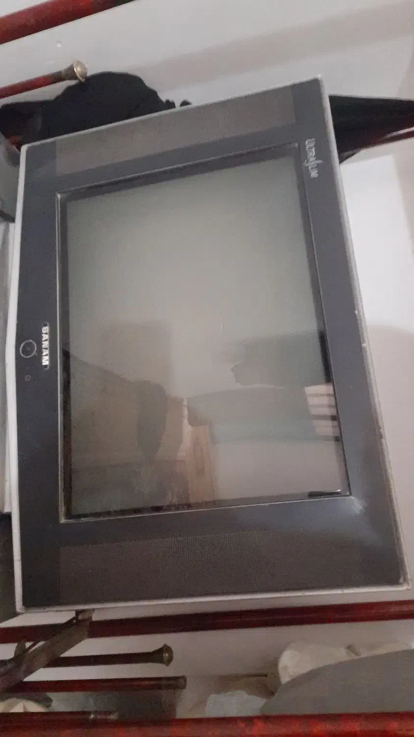 تلویزیون ۲۱ اینچ|تلویزیون و پروژکتور|زابل, |دیوار