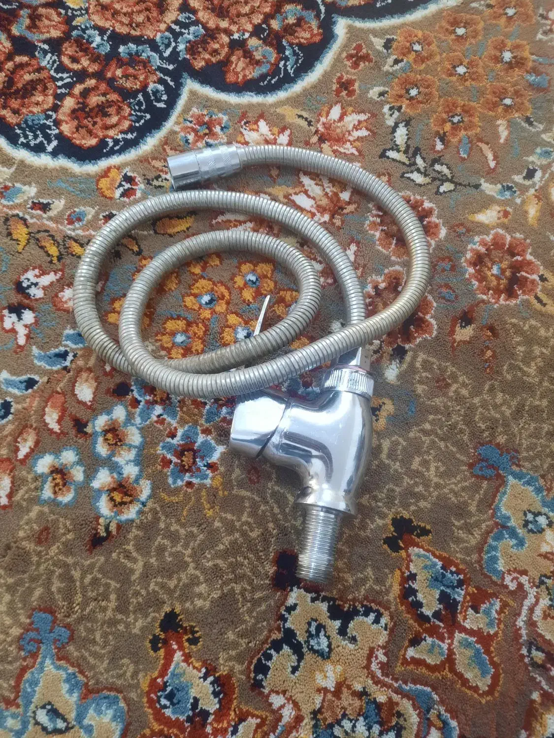 شیر تک پایه روشویی اهرمی کاملا سالم|مصالح و تجهیزات ساختمان|یاسوج, |دیوار