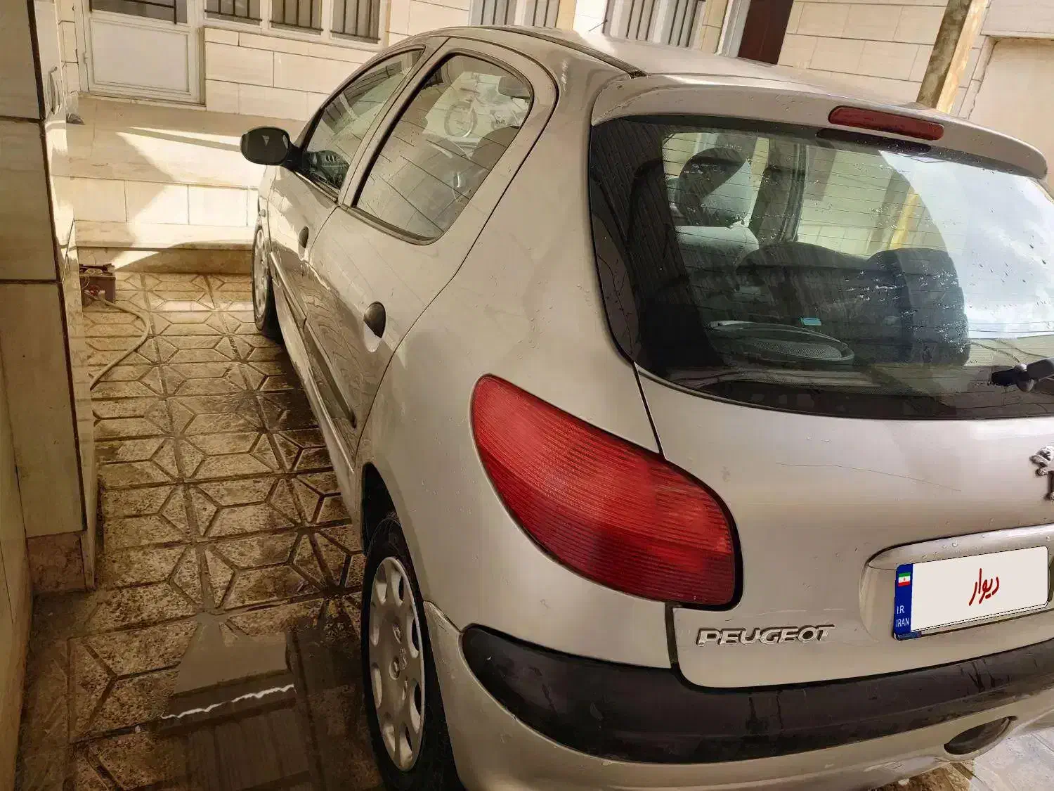 پژو۲۰۶تیپ۲مدل۸۳|خودرو سواری و وانت|مشهد, کلاته برفی|دیوار