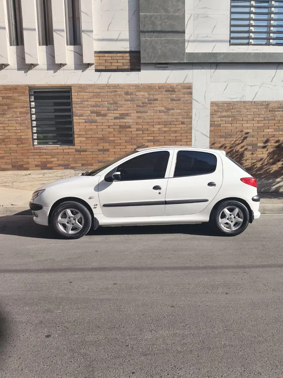 پژو ۲۰۶ تیپ ۵|خودرو سواری و وانت|کرج, حاجی آباد|دیوار