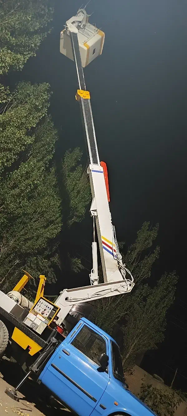 اجاره جرثقیل بالابر نیسان ۱۲ متری|خدمات حمل و نقل|اردبیل, |دیوار