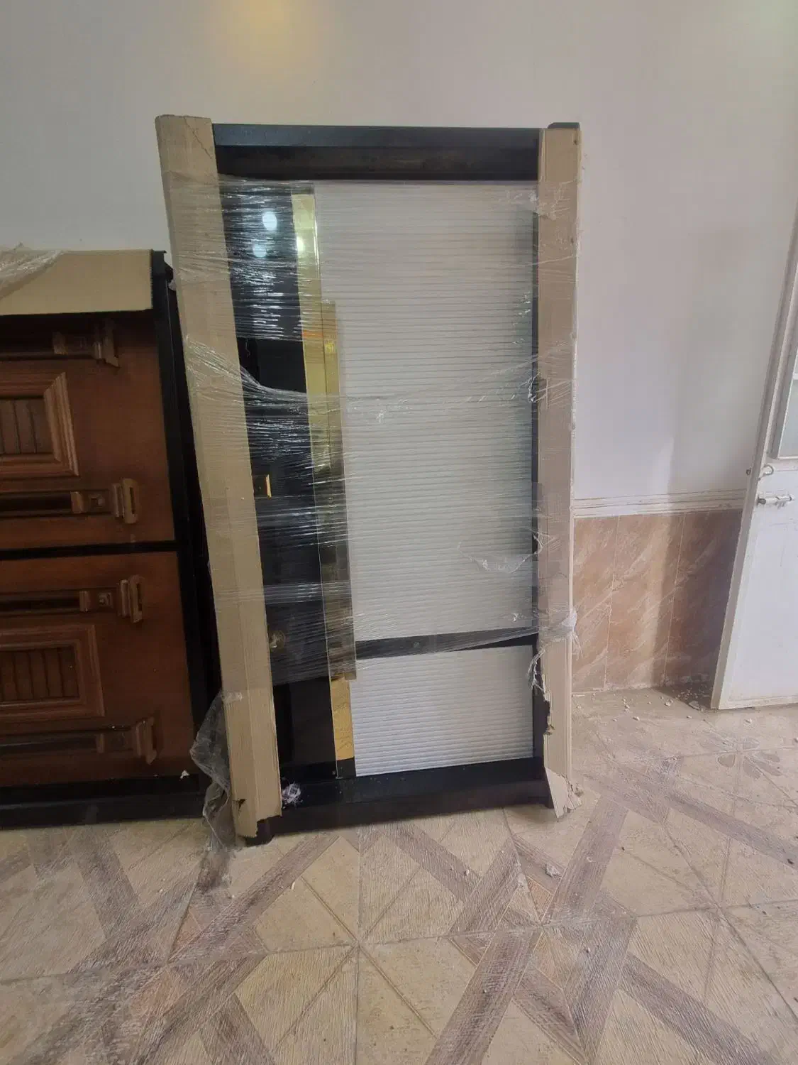 انواع درب های ضدسرقت شیکادو|خدمات پیشه و مهارت|زابل, |دیوار