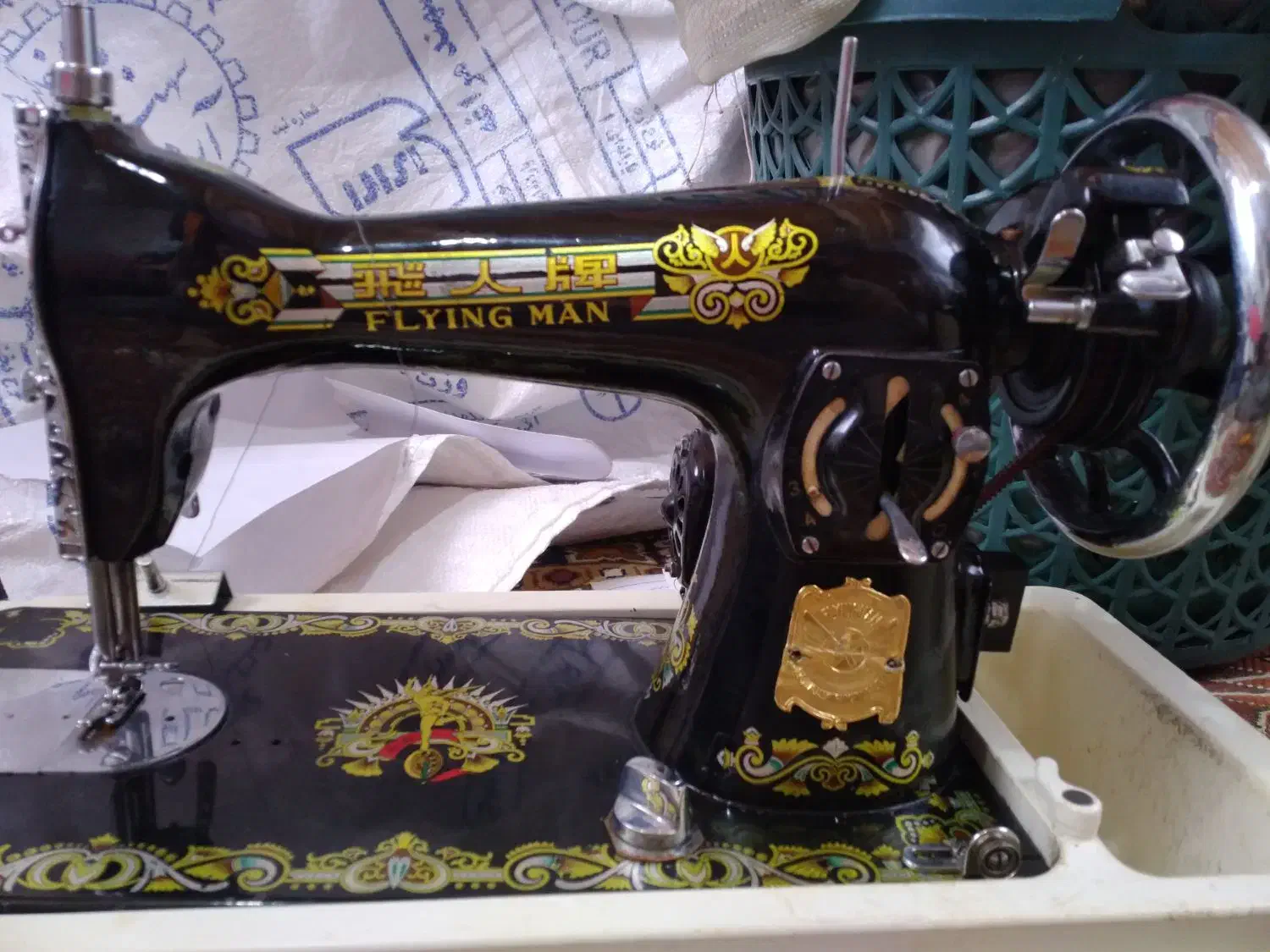 چرخ خیاطی|چرخ خیاطی و ریسندگی|مراغه, |دیوار