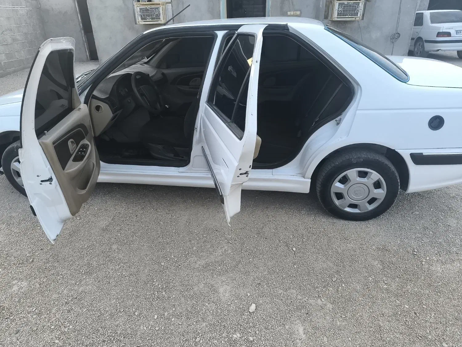 فروش پارس سال مدل ۹۷قیمت توافقی|خودرو سواری و وانت|گراش, |دیوار