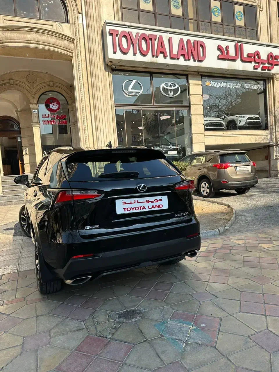 لکسوس NX200t F، مدل ۲۰۱۶|خودرو سواری و وانت|تهران, عباس‌آباد|دیوار