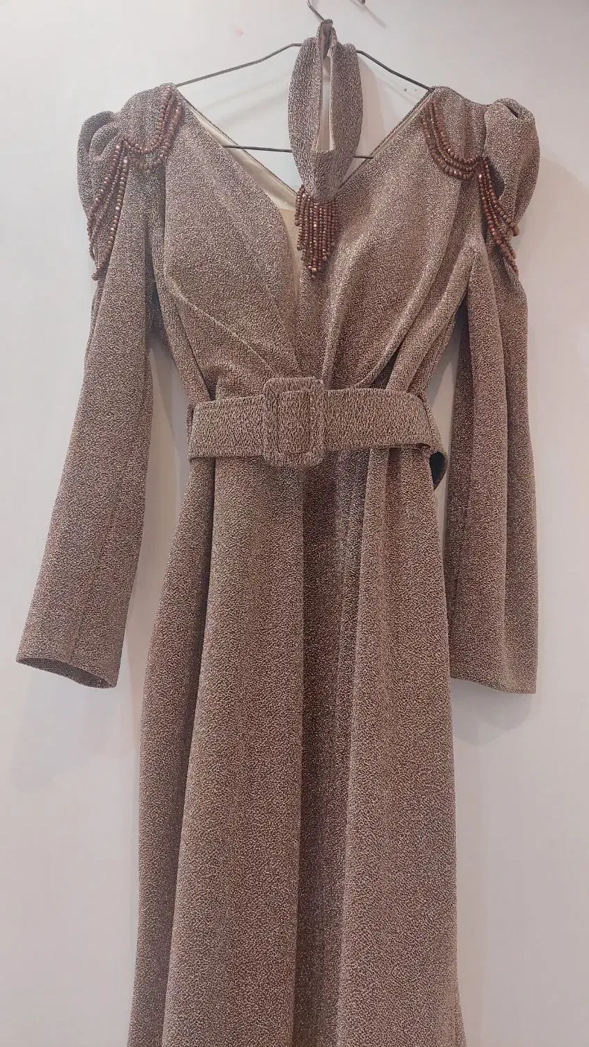 مجلسی|لباس|رشت, گیل|دیوار