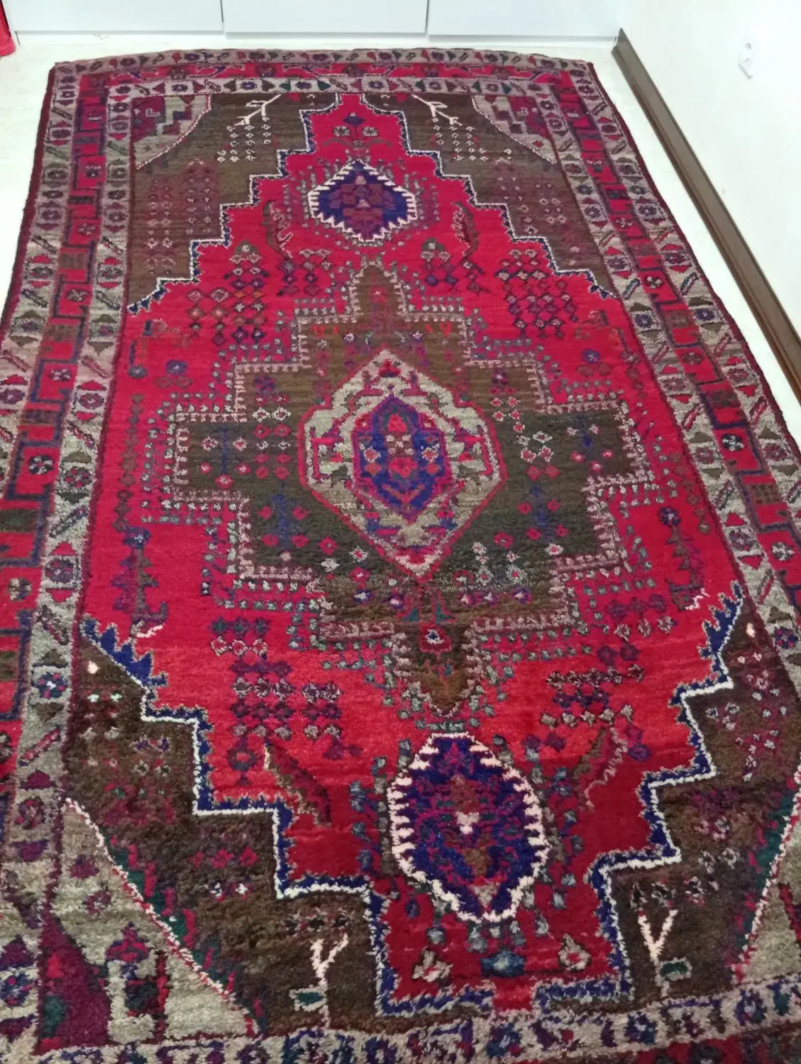 فرش دستبافت لری|فرش|خرم‌آباد, |دیوار