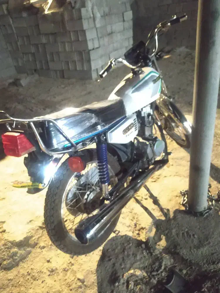 هندا معاوضه باتریل|موتورسیکلت|اندیکا, |دیوار