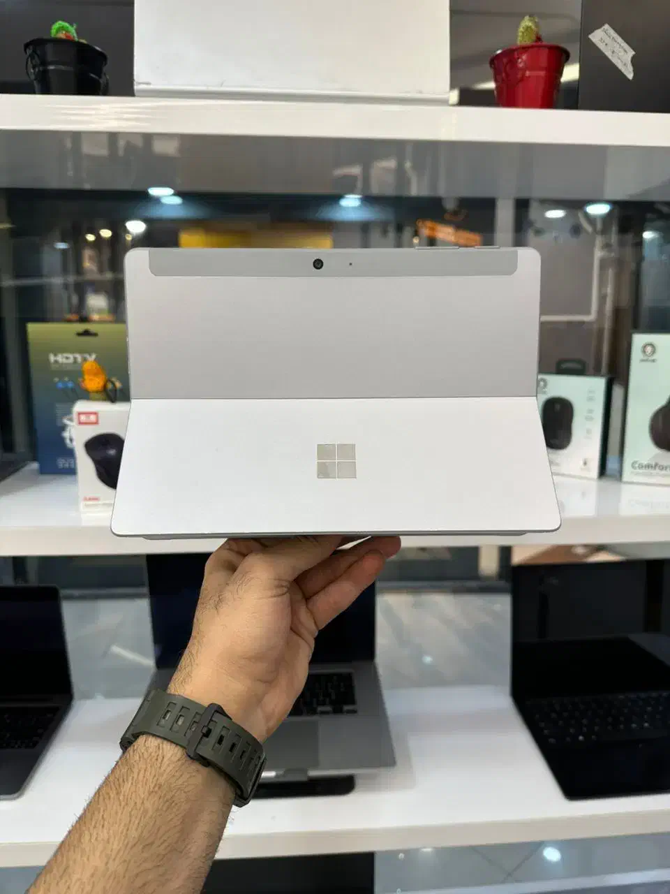 Surface Pro Go در حد نو با باکس|رایانه همراه|شیراز, ملاصدرا|دیوار