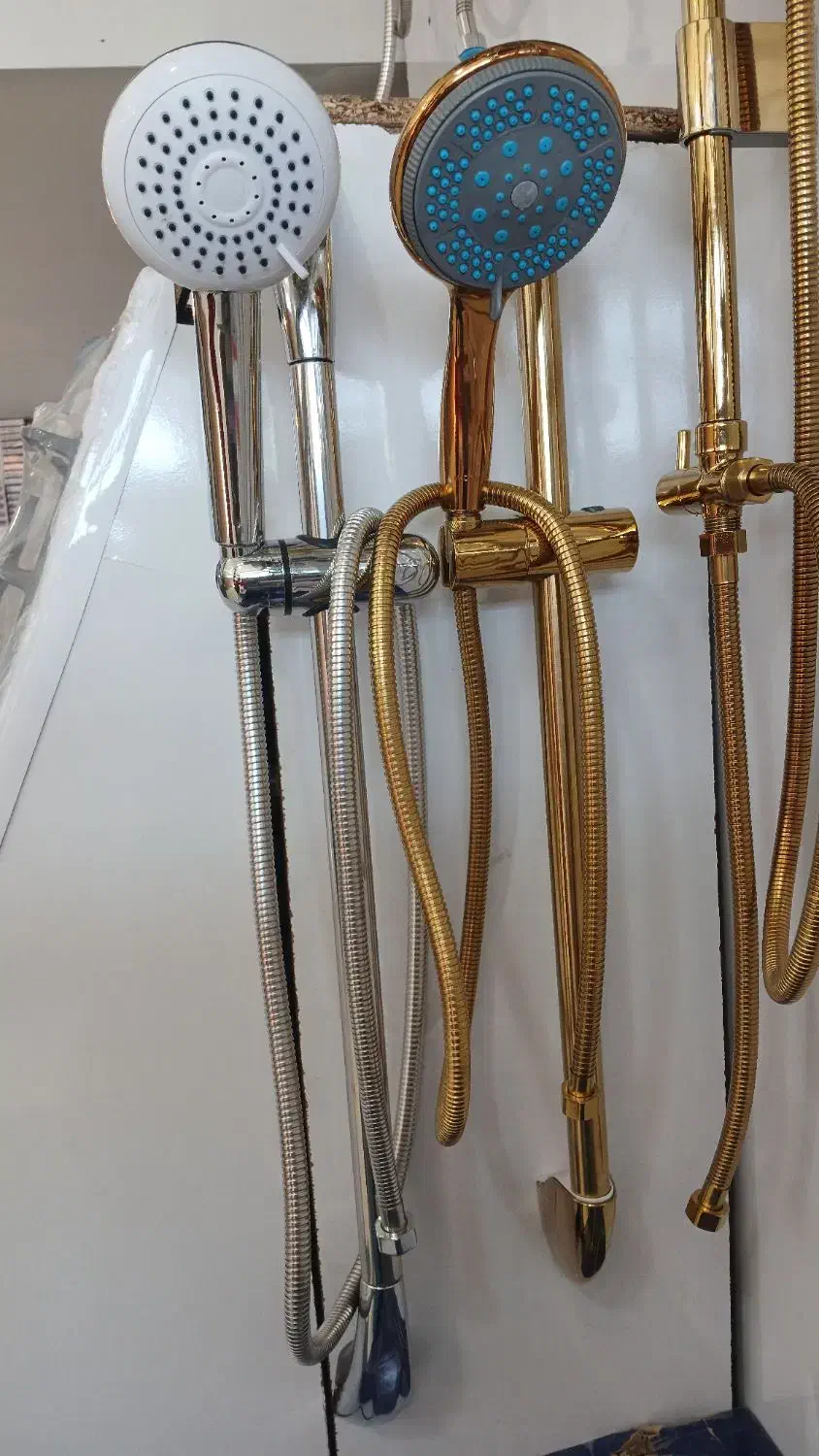 دوش حمام و فلاش تانک|لوازم سرویس بهداشتی|اردبیل, |دیوار