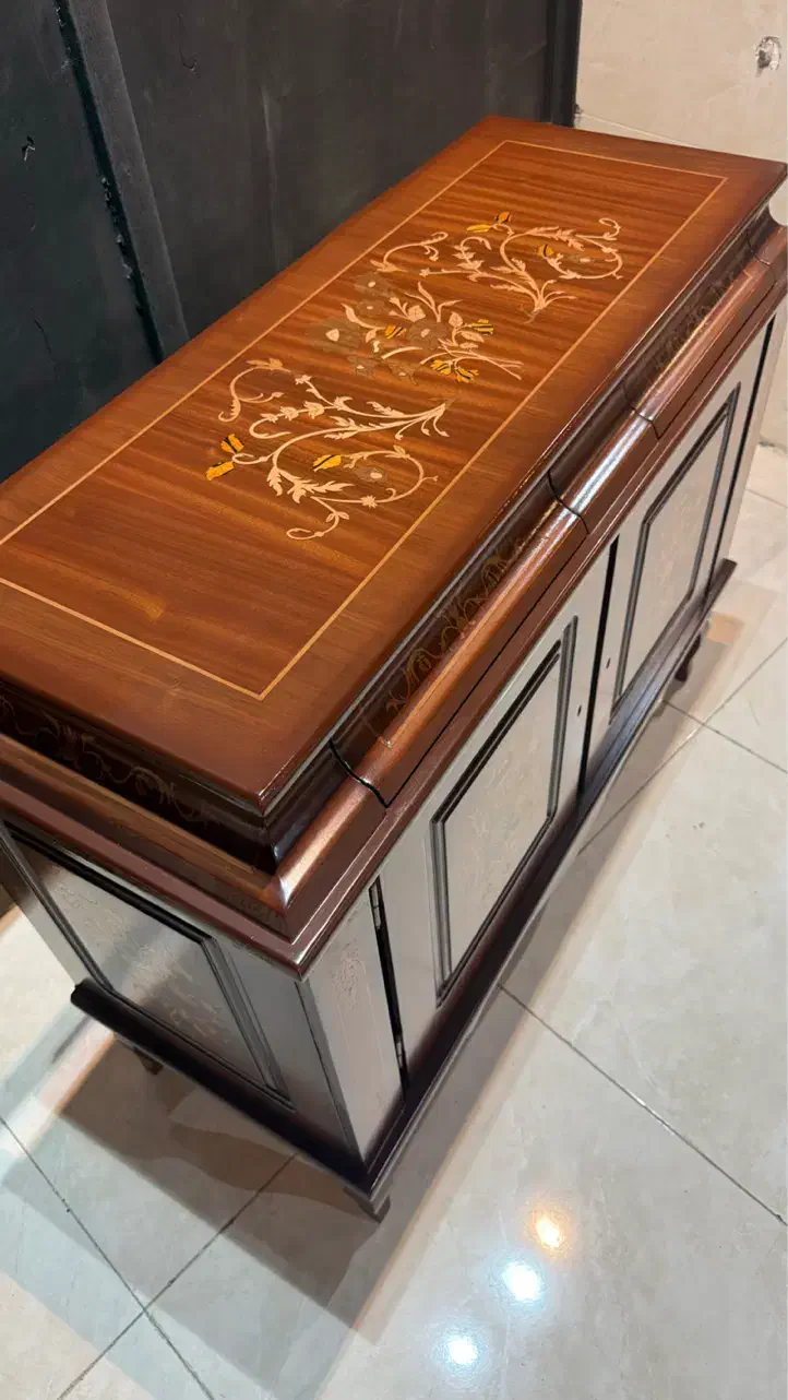 کنسول به همراه اینه|بوفه، ویترین، کنسول|مشهد, آبکوه|دیوار