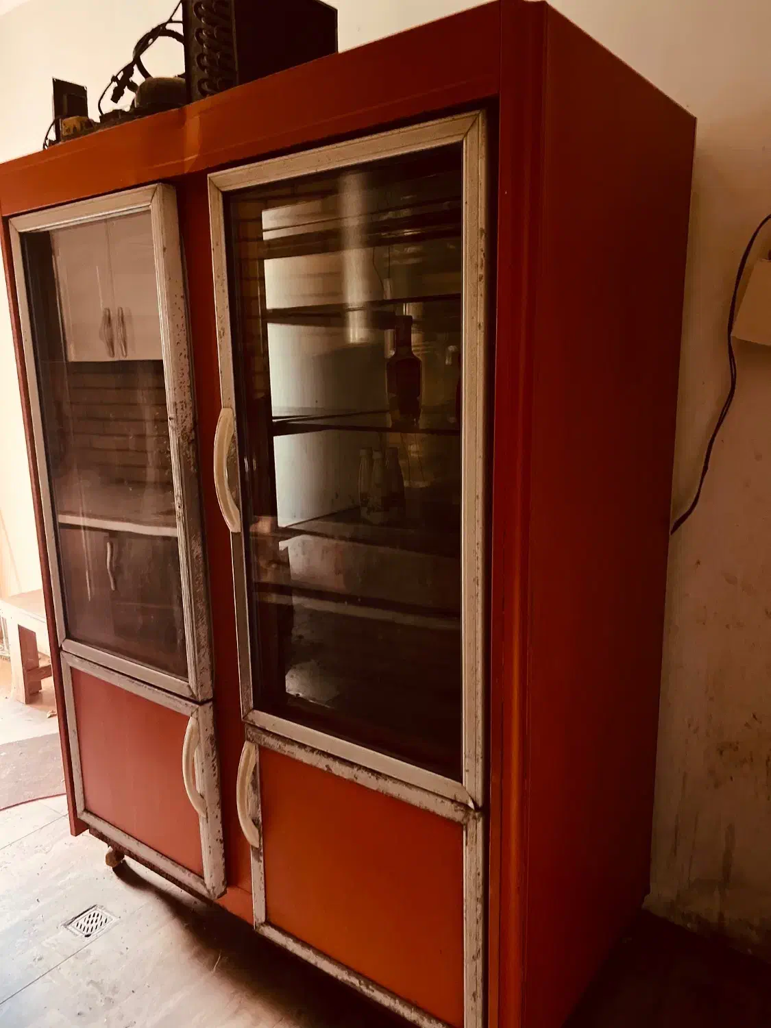 یخچال ایستاده|یخچال و فریزر|رشت, رشتیان|دیوار