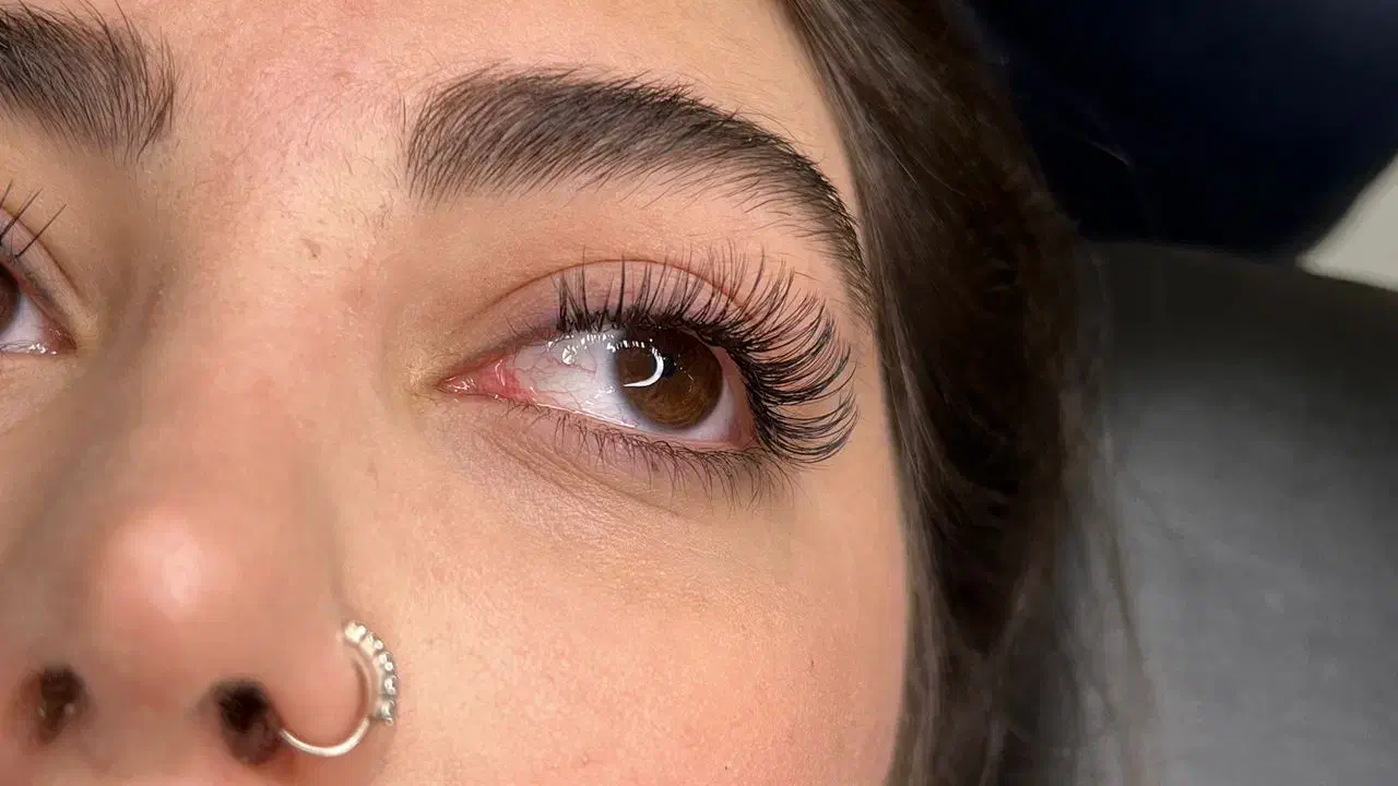 کاشت مژه موقت|خدمات آرایشگری و زیبایی|تهران, کرمان|دیوار