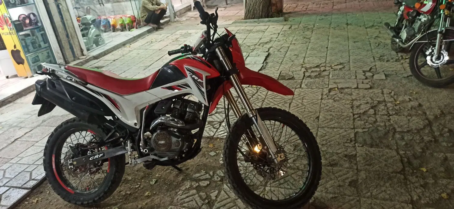 فلات 200طرح crf|موتورسیکلت|مشهد, خواجه ربیع|دیوار