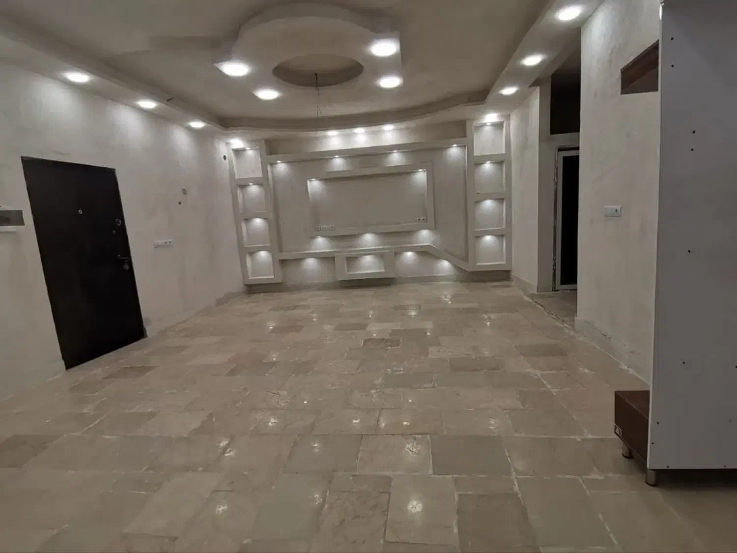 2واحدهمکف مجزا،نوسازشیک‌باپارکینگ،وبهترین مکان شهر|فروش خانه و ویلا|دهدشت, |دیوار