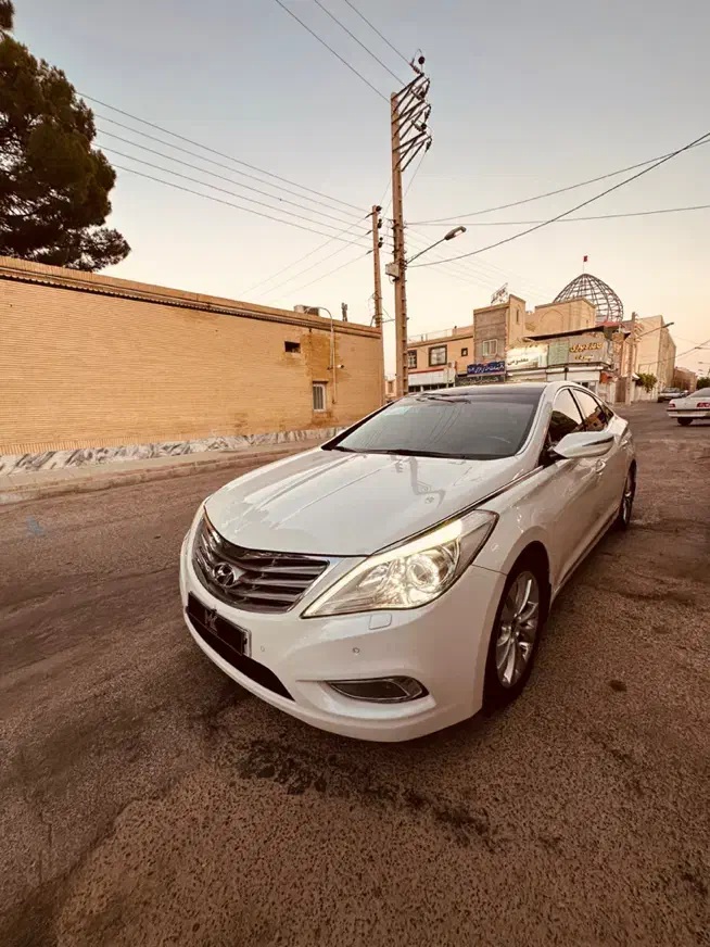 هیوندا گرنجور مدل 2012|خودرو سواری و وانت|مشهد, آبادگران|دیوار