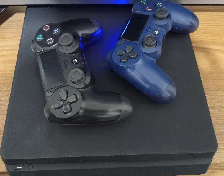ps4 slim 512g|کنسول، بازی ویدئویی و آنلاین|شوشتر, |دیوار