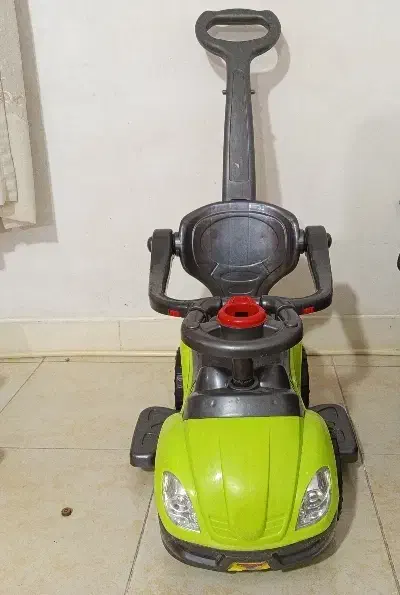 ماشین پلاستیکی کودک|اسباب‌بازی بچه|رشت, آب و برق|دیوار