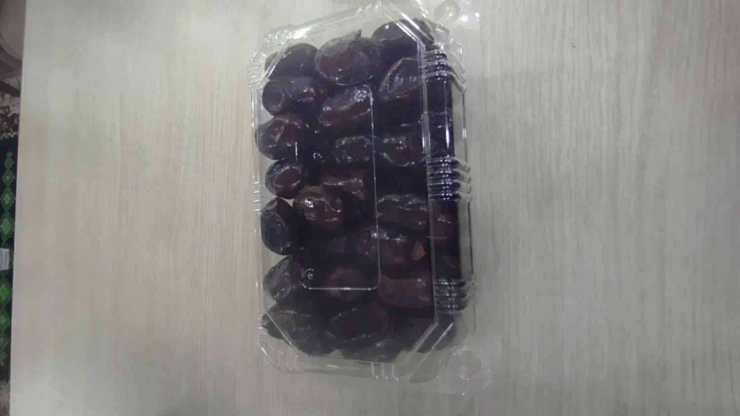 خرمای مخصوص خیرات|خوردنی و آشامیدنی|رشت, دباغیان|دیوار