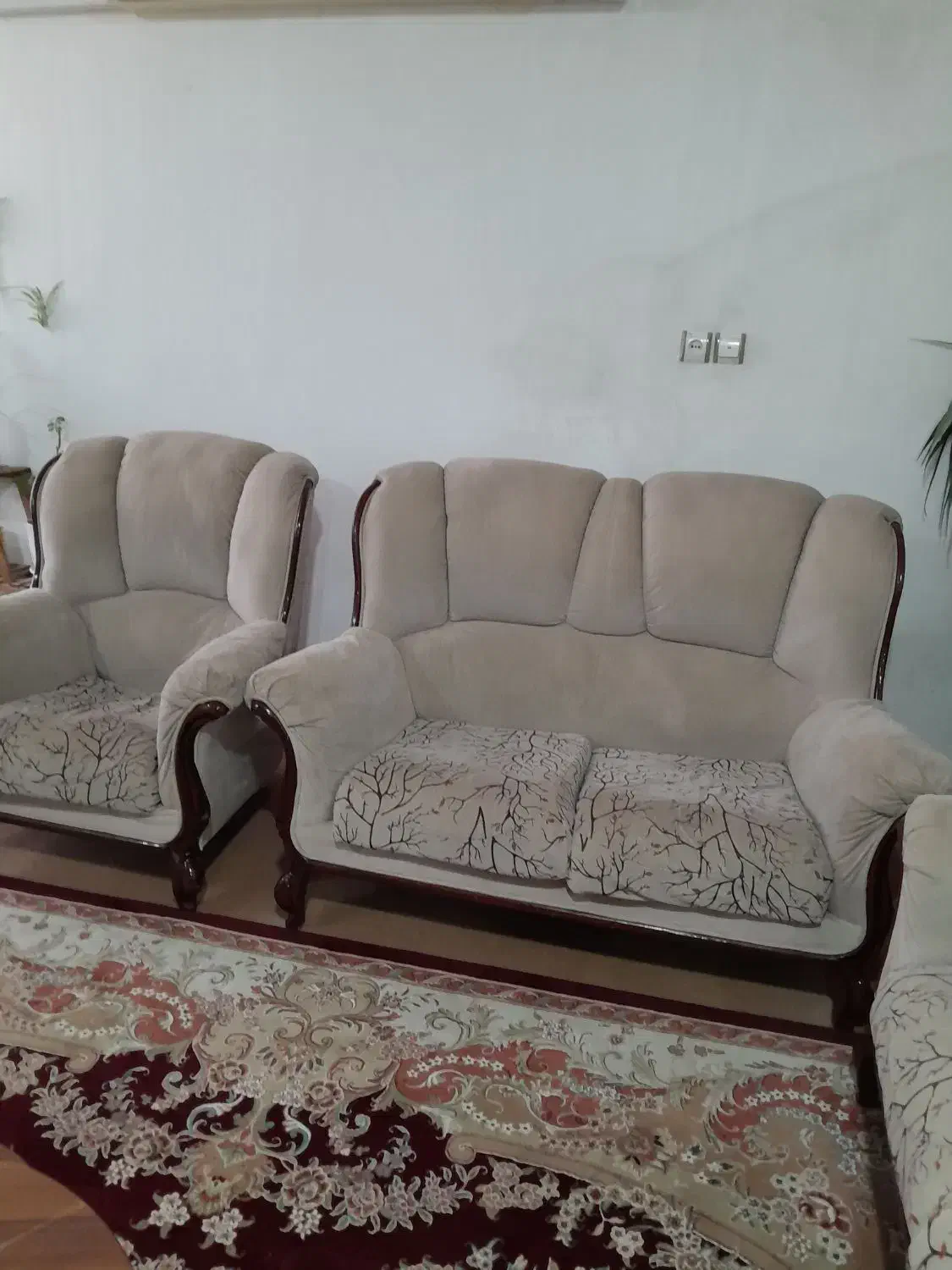 مبلمان ۷ نفره راحتی|مبلمان خانگی و میز عسلی|ایذه, |دیوار