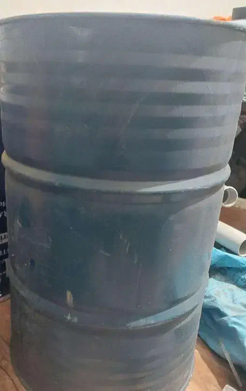 بشکه 7عدد نفت قیمت لتر10تومان|ظروف نگهدارنده، پلاستیکی، یک‌بارمصرف|فاضل آباد, |دیوار