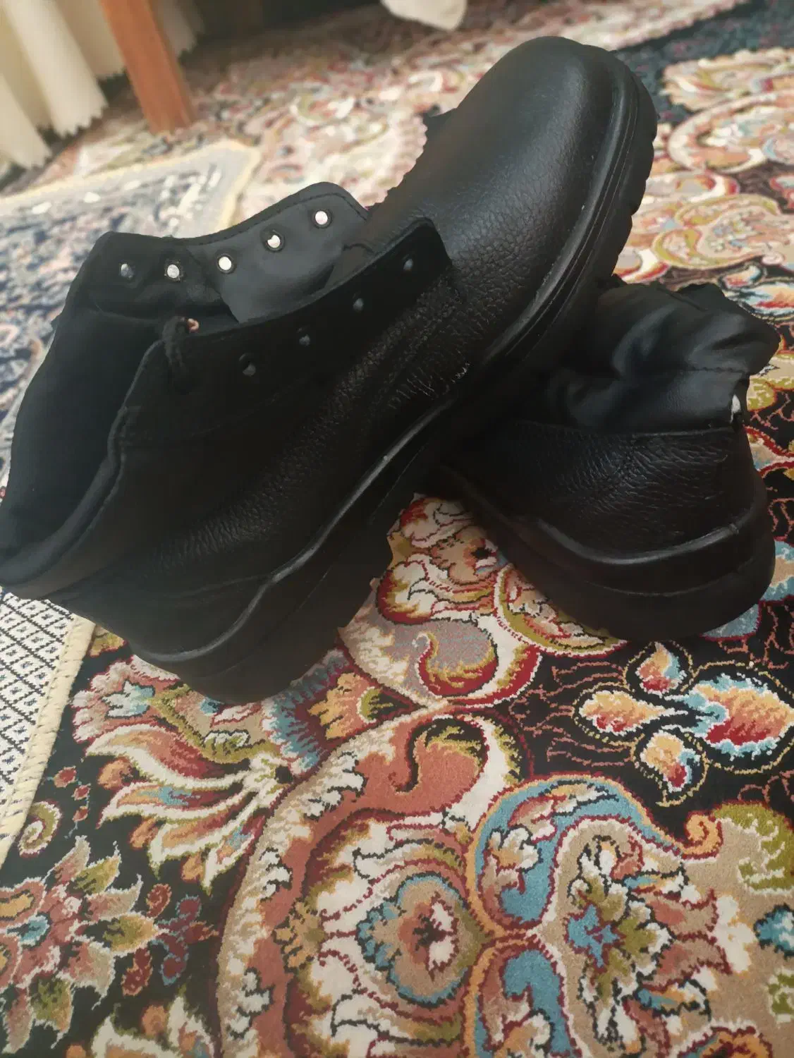 کفش اهنی|کیف، کفش، کمربند|ورامین, ورامین|دیوار