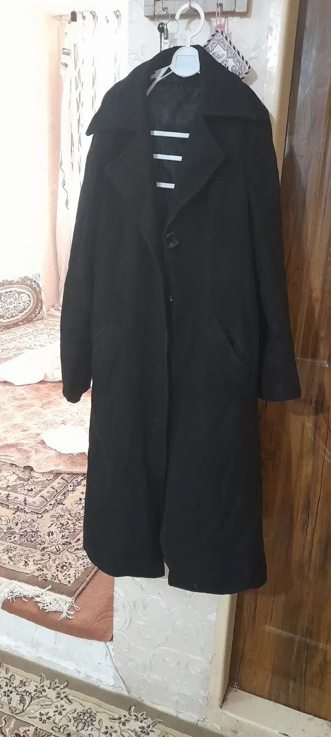 پالتو زنانه|لباس|سبزوار, قلعه‌نو دهزار|دیوار