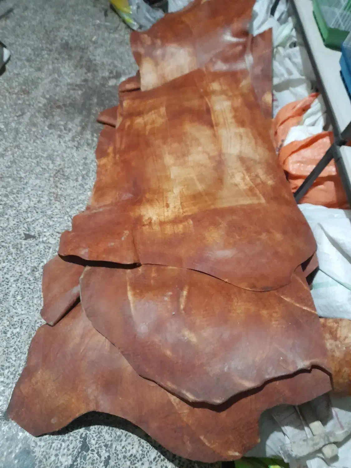 چرم گاوی وگاومیش سنتی|کیف، کفش، کمربند|اصفهان, رکن الدوله شرقی|دیوار