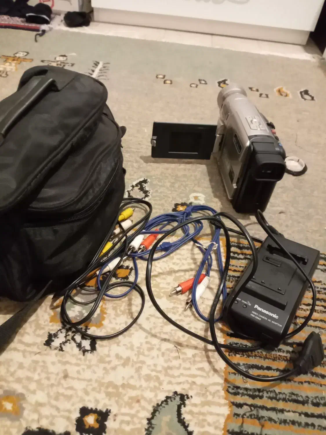 دروبین فیلمبرداری پاناسونیک سالم|دوربین عکاسی و فیلم‌برداری|تهران, نیروی هوایی (پیروزی)|دیوار