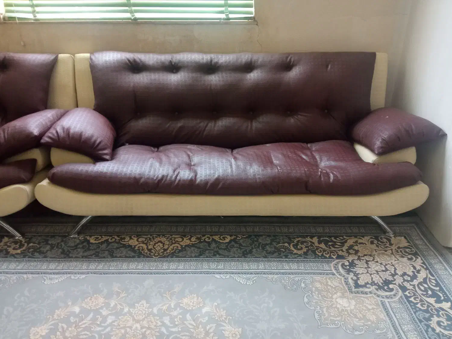 مبل|مبلمان خانگی و میز عسلی|بابا حیدر, |دیوار