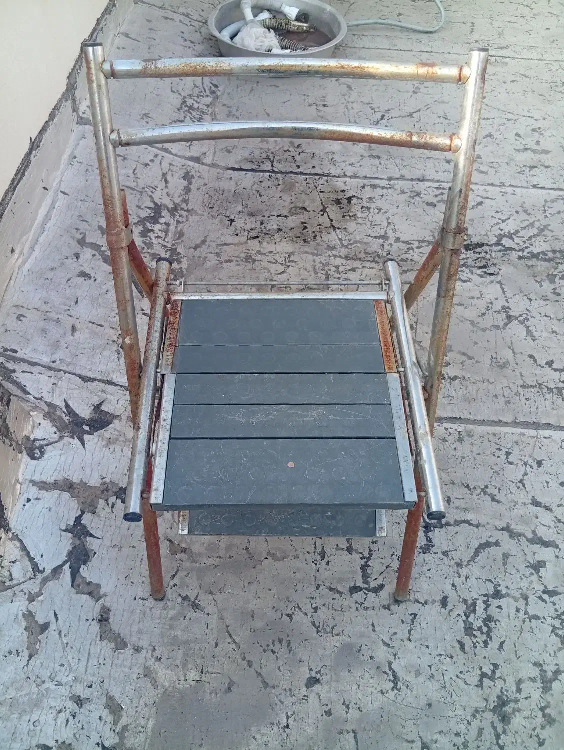 صندلی سنگین تاشویی بفروش می رسد|صندلی و نیمکت|ارومیه, |دیوار