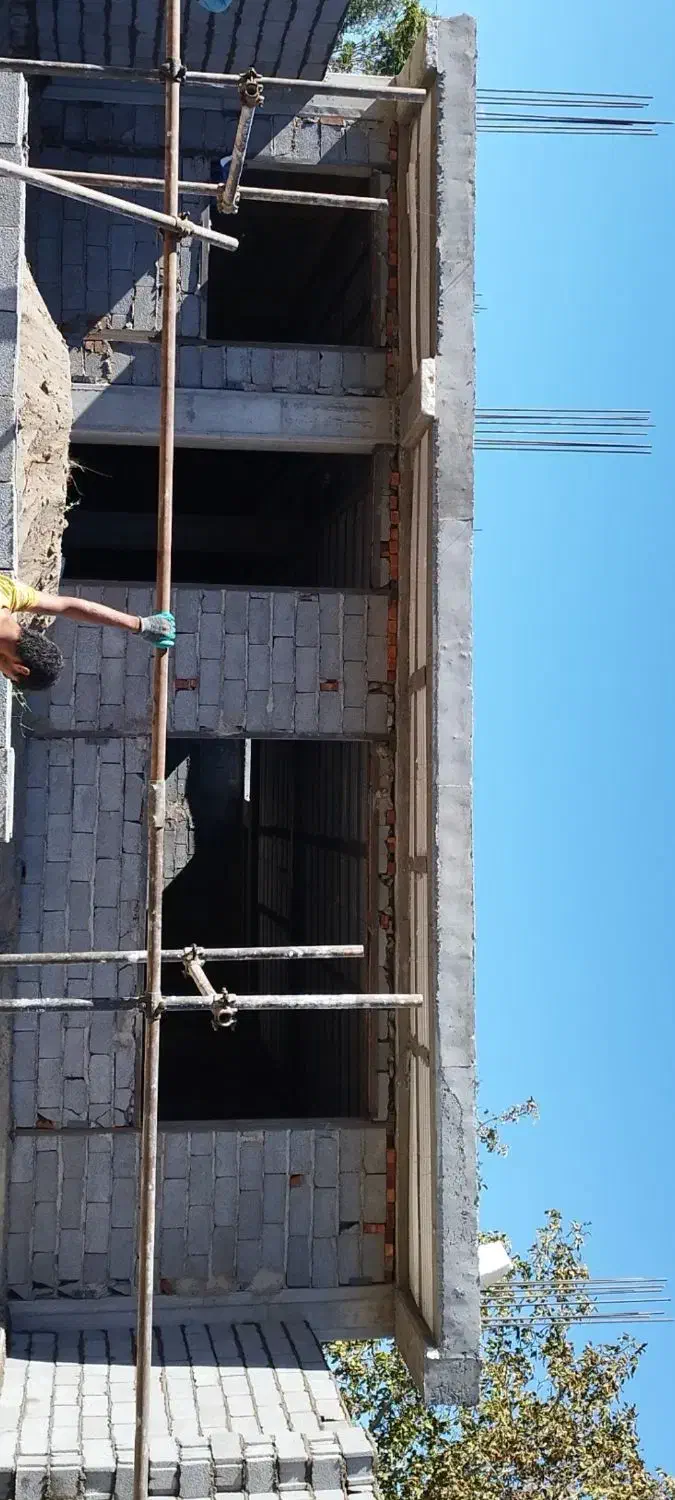 یک باب حیاط ویلایی نیمه کاره|فروش خانه و ویلا|عجب شیر, |دیوار